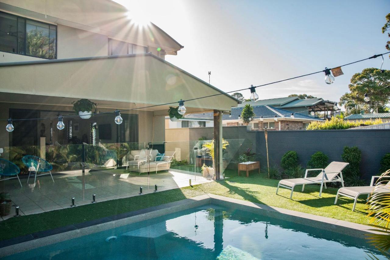 Beach Escape Magnesium Pool Dog Happy Gc Airport Apartamento Gold Coast Exterior foto